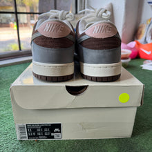 Load image into Gallery viewer, Nike SB Yuto Horigome Low Dunks Size 11
