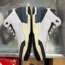 Load image into Gallery viewer, Jordan A Ma Maniere Diffused Blue 3s Size 9.5
