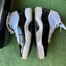 Load image into Gallery viewer, Jordan Concord 11s Size 10.5
