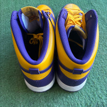 Load image into Gallery viewer, Nike Laker High Dunks Size 13
