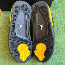 Load image into Gallery viewer, Jordan Thunder 4s Size 7Y
