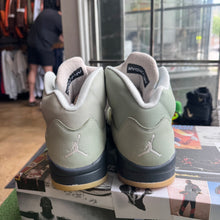 Load image into Gallery viewer, Jordan Jade Horizon 5s Size 11
