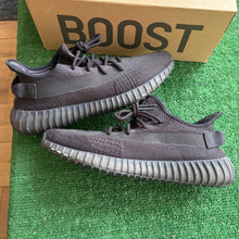 Load image into Gallery viewer, Adidas Yeezy Onyx 350V2s Size 11.5
