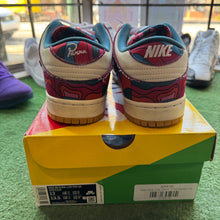 Load image into Gallery viewer, Nike SB Parra Abstract Art Low Dunks Size 12
