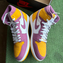 Load image into Gallery viewer, Jordan Brotherhood 1s Size 13
