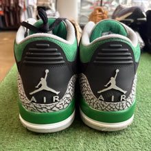 Load image into Gallery viewer, Jordan Pine Green 3s Size 14
