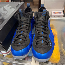 Load image into Gallery viewer, Nike International Blue Foamposites Size 13
