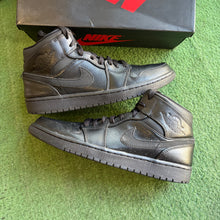 Load image into Gallery viewer, Jordan Black Mid 1s Size 9

