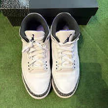 Load image into Gallery viewer, Jordan Dark Iris 3s Size 12
