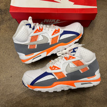 Load image into Gallery viewer, Nike Auburn Air Trainer SC Highs Size 11.5
