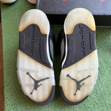 Load image into Gallery viewer, Jordan Moonlight 5s Size 10

