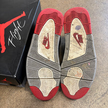 Load image into Gallery viewer, Jordan Bred 4s Size 10
