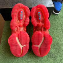 Load image into Gallery viewer, Nike LeBron Tune Squad 19s Size 11
