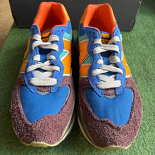 Load image into Gallery viewer, New Balance 57/40s Size 9.5
