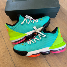 Load image into Gallery viewer, Nike LeBron Air Max Trainer 2 Low 16s Size 9.5
