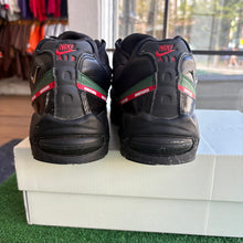 Load image into Gallery viewer, Nike x Undefeated Air Max 95s Size 9.5
