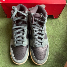 Load image into Gallery viewer, Nike Faded Spruce High Dunks Size 7.5
