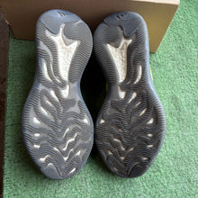 Load image into Gallery viewer, Adidas Yeezy Hylte 380s Size 9.5
