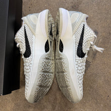Load image into Gallery viewer, Nike Kobe All Star Protro 6s Size 8
