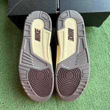 Load image into Gallery viewer, Jordan A Ma Maniere 3s Size 11.5W/10M
