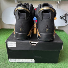 Load image into Gallery viewer, Jordan DMP 6s Size 9
