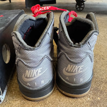 Load image into Gallery viewer, Jordan Off White Muslin 5s Size 9
