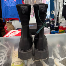 Load image into Gallery viewer, Off White Rain Boots Size 38
