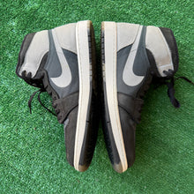 Load image into Gallery viewer, Jordan Gore-Tex Black Particle Grey 1s Size 10.5
