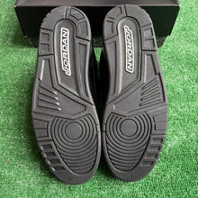 Load image into Gallery viewer, Jordan Black Cat 3s Size 12
