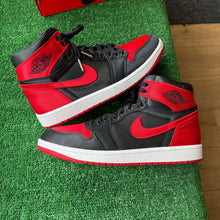 Load image into Gallery viewer, Jordan Satin Bred 1s Size 11W/9.5M
