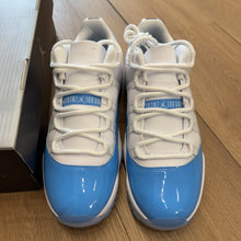 Load image into Gallery viewer, Jordan University Blue Low 11s Size 9
