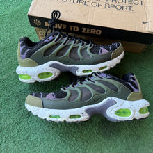 Load image into Gallery viewer, Nike Air Max Terrascapes Plus Size 9
