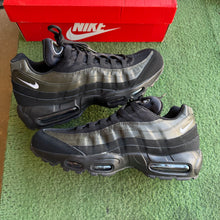 Load image into Gallery viewer, Nike Air Max 95s Size 10.5

