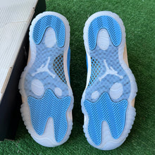Load image into Gallery viewer, Jordan University Blue Low 11s Size 8
