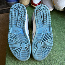 Load image into Gallery viewer, Jordan University Blue 1s Size 11

