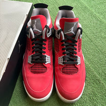 Load image into Gallery viewer, Jordan Toro 4s Size 14
