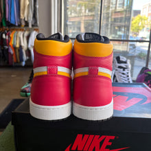 Load image into Gallery viewer, Jordan Light Fusion Red 1s Size 13
