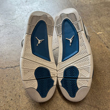 Load image into Gallery viewer, Jordan Military Blue 4s Size 6Y
