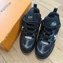 Load image into Gallery viewer, Louis Vuitton Skates Size 8UK
