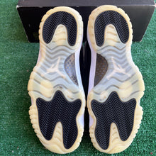 Load image into Gallery viewer, Jordan DMP Gratitude 11s Size 9
