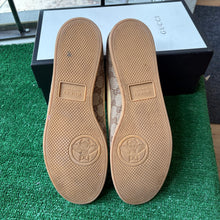 Load image into Gallery viewer, Gucci Suede Lows Size 13UK
