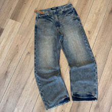 Load image into Gallery viewer, Kody Phillips Baggy Denim Size 36
