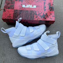Load image into Gallery viewer, Nike LeBron Soldier 11s Size 8
