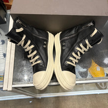 Load image into Gallery viewer, Rick Owens High Ramones Size 37.5
