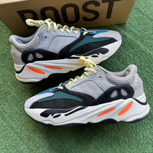 Load image into Gallery viewer, Adidas Yeezy Wave Runner 700s Size 8
