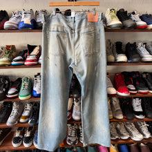 Load image into Gallery viewer, Acne Studios Painter Denim Size 36/34
