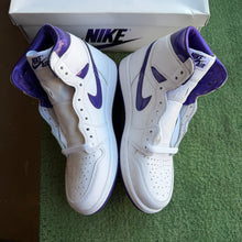 Load image into Gallery viewer, Jordan Metallic Purple 1s Size 9.5W/8M
