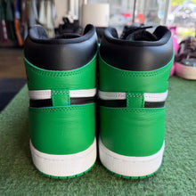 Load image into Gallery viewer, Jordan Lucky Green 1s Size 12
