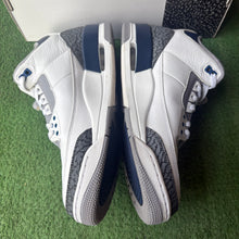 Load image into Gallery viewer, Jordan Midnight Navy 3s Size 10.5
