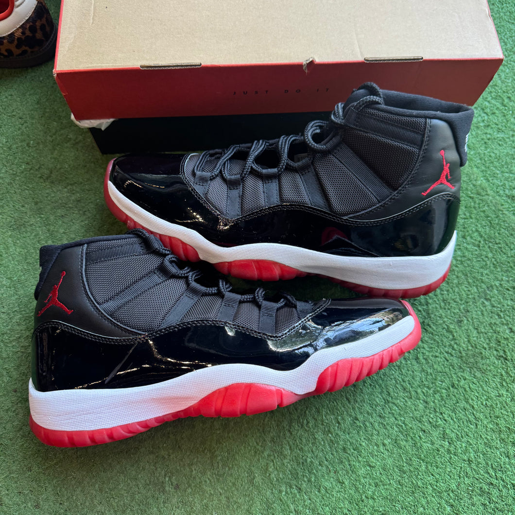 Jordan Bred 11s Size 12